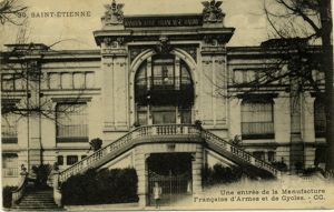 Une entrée de la Manufacture française d'armes et cycles, [1912] (2 Fi ICONO 1195). 